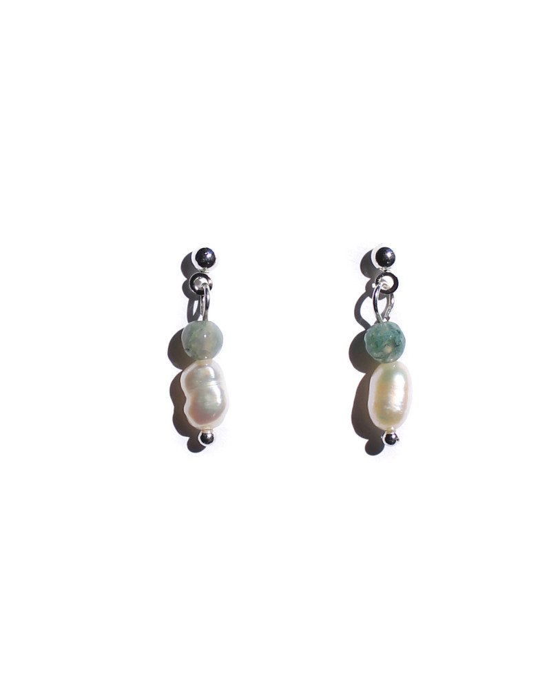 Mini Green Pearl Earrings - Cirque de Jari